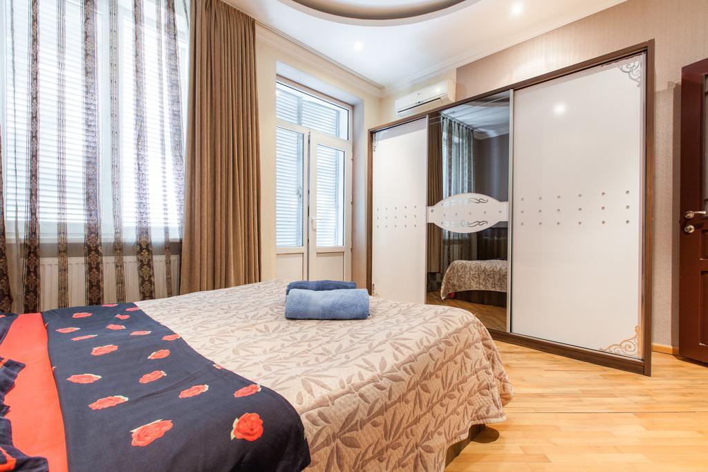 Sweet Home Apartment Tbilisi Room photo