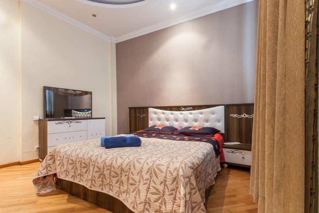 Sweet Home Apartment Tbilisi Room photo