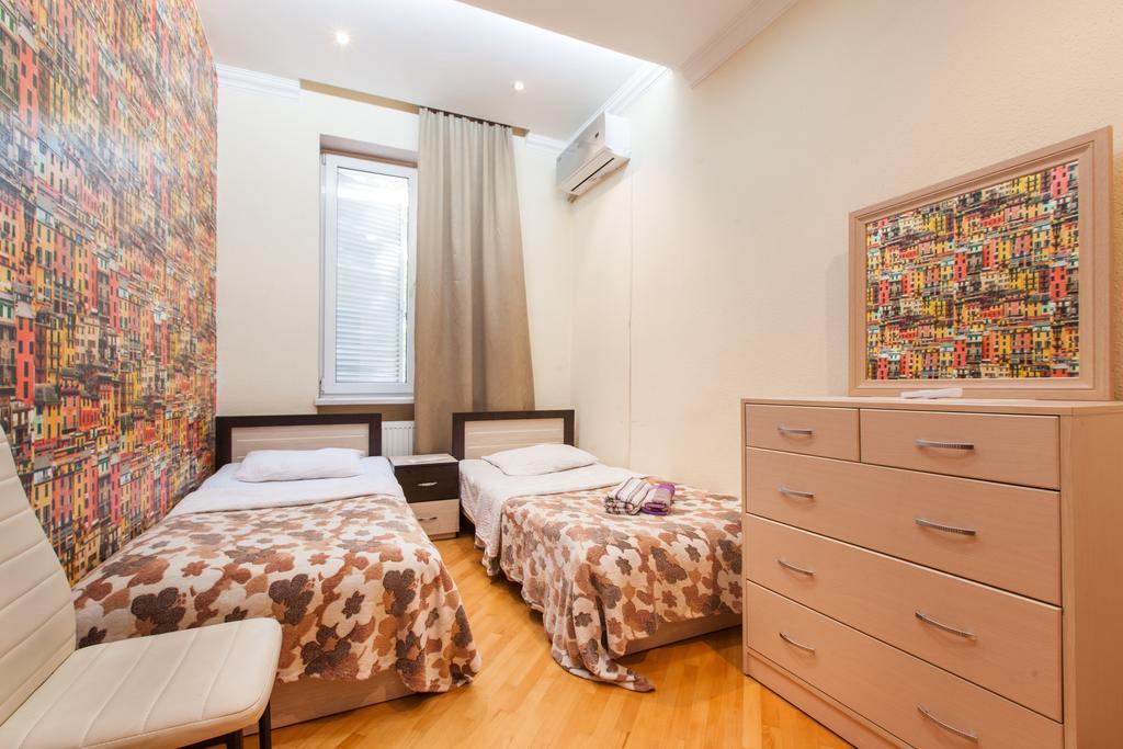 Sweet Home Apartment Tbilisi Room photo